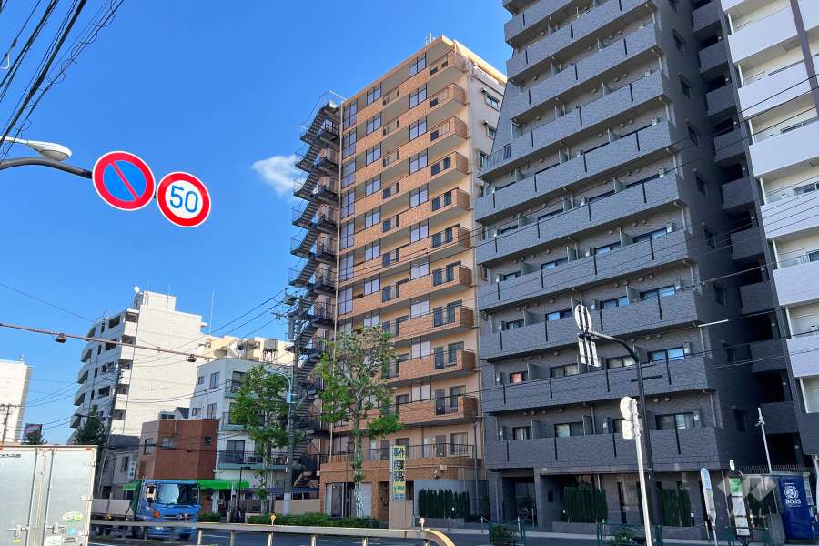 シンハイム第2東十条の外観（北西側から）　