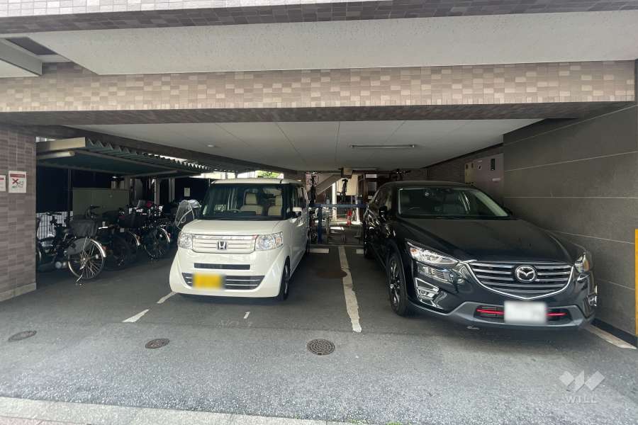 敷地内駐車場（屋内平面式）