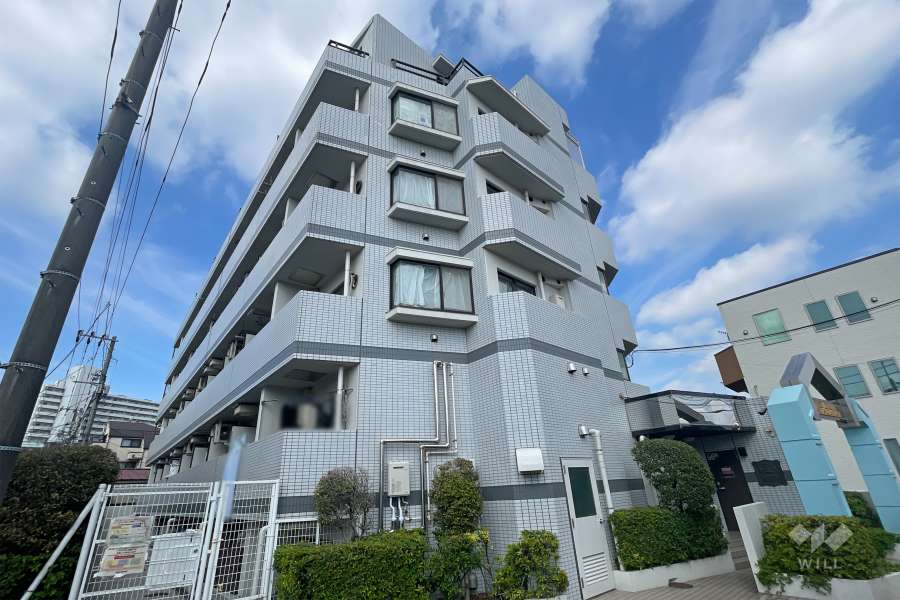 ホーユウコンフォルト飛鳥山東の外観（南東側から）