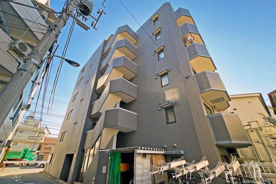 メインステージ十条の外観（北東側から）