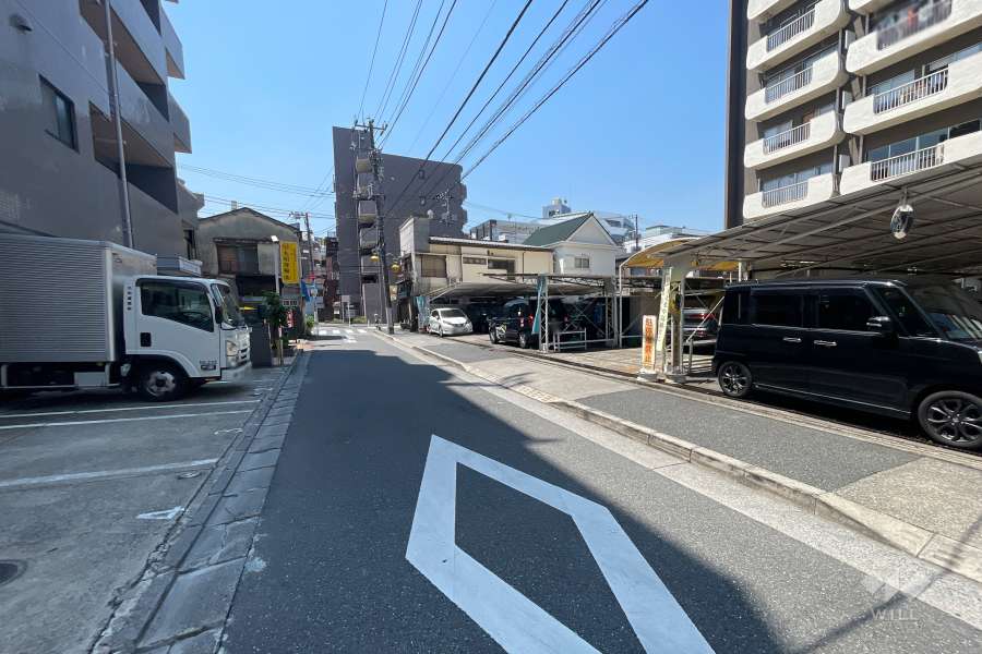 敷地東側の前面道路　