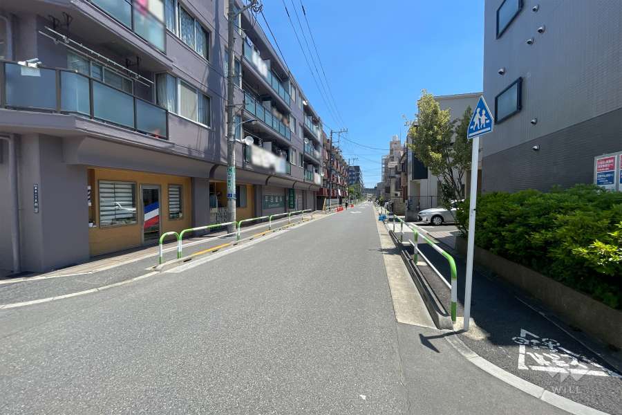 敷地南側の前面道路　
