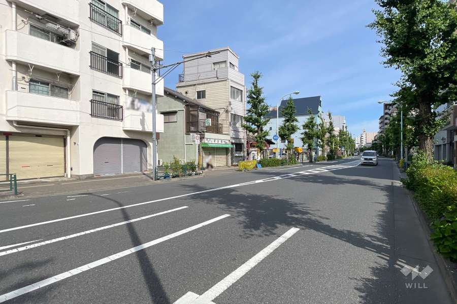 敷地南西側の前面道路