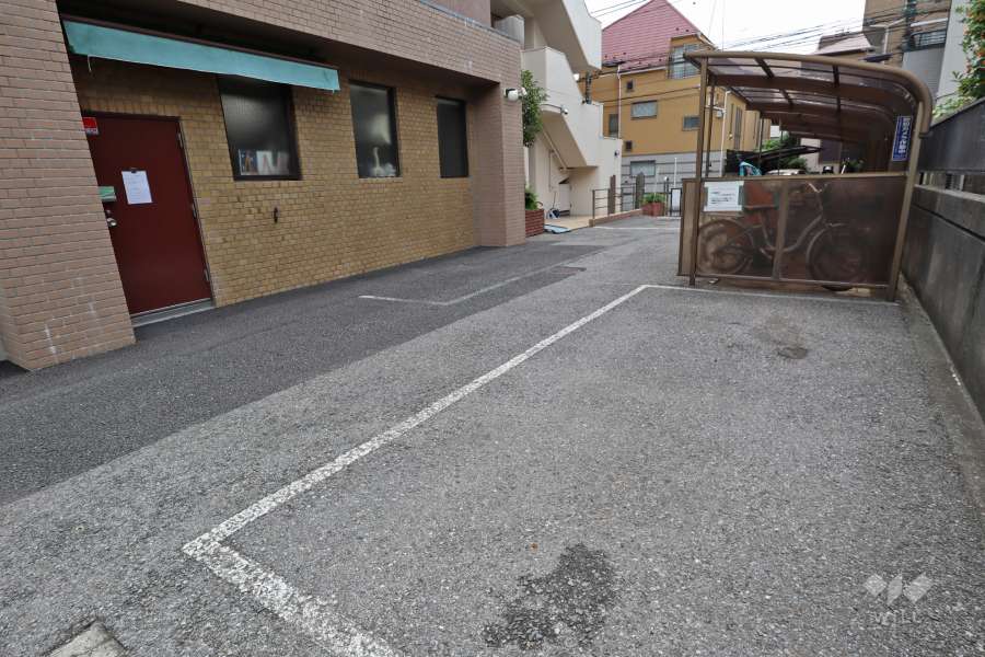 敷地内駐車場（屋外平面式）