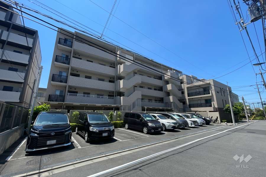 パークホームズ浮間公園の外観（北東側から）