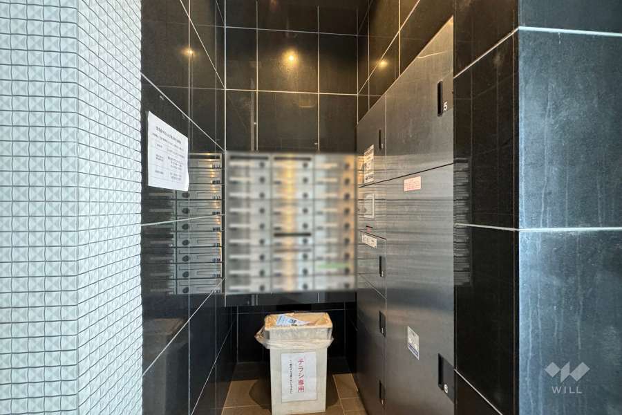 宅配ボックスと共用ポスト