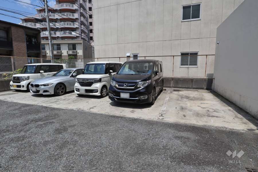 敷地内駐車場（屋外平面式）
