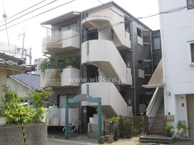 インディペンデンス夙川の外観（北東側から）