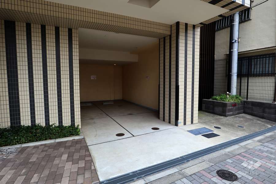 敷地内駐車場（屋内平面式）