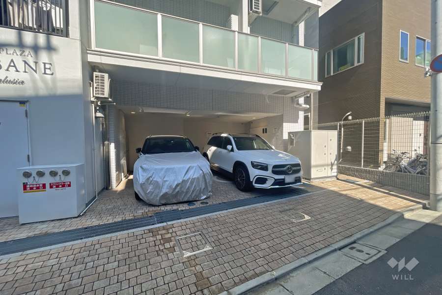 敷地内駐車場（屋外平面式）