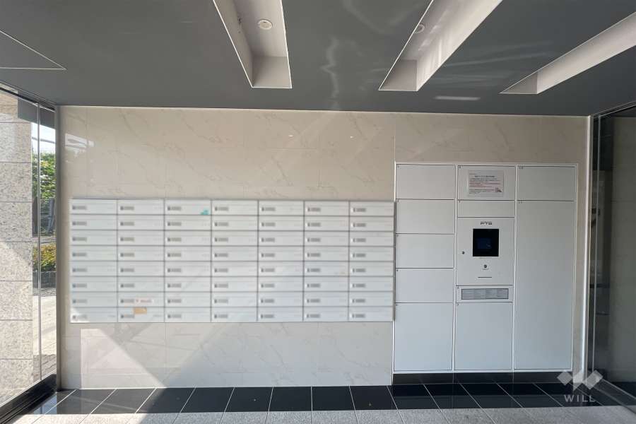 共用ポストと宅配ボックス