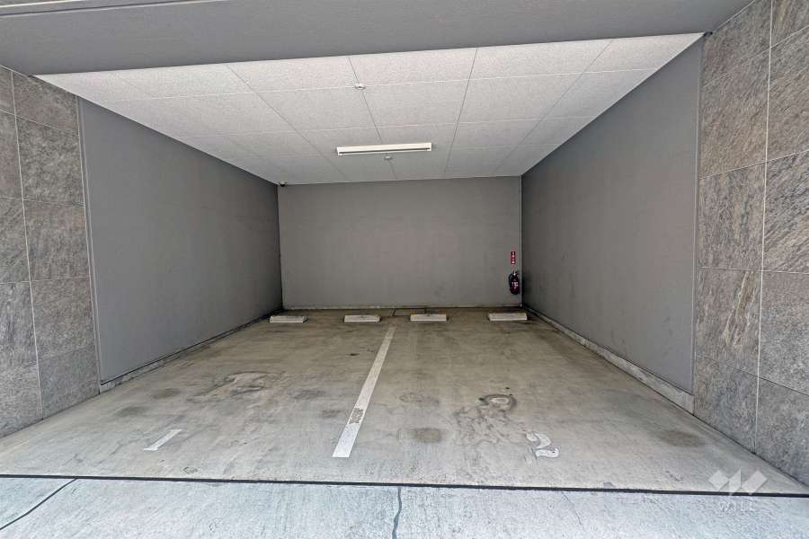 敷地内駐車場（屋内平面式）