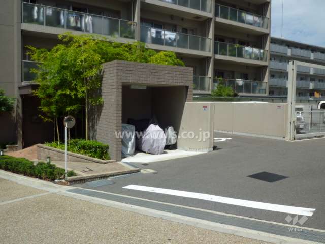 バイク置き場