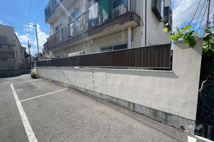 敷地内駐車場（屋外平面式）