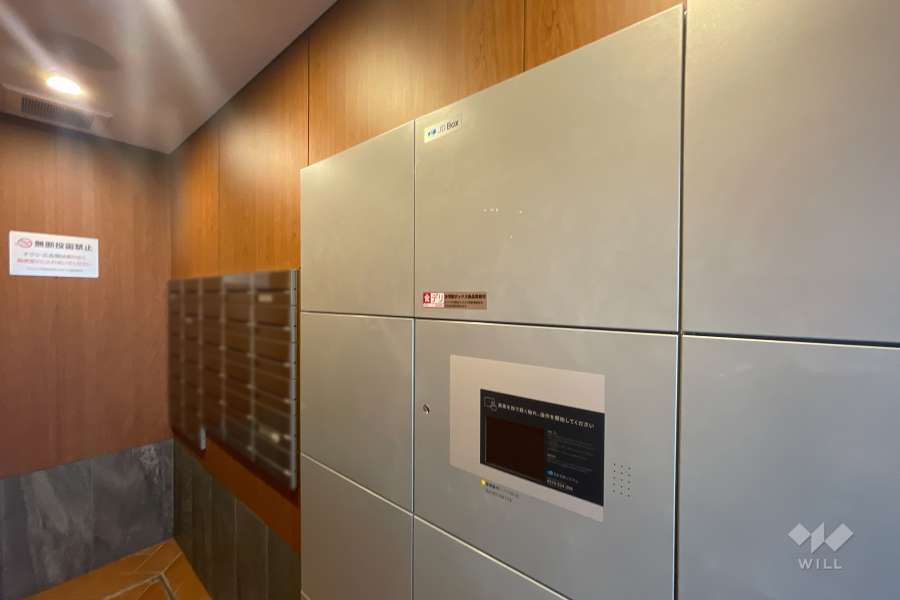 共用ポストと宅配ボックス