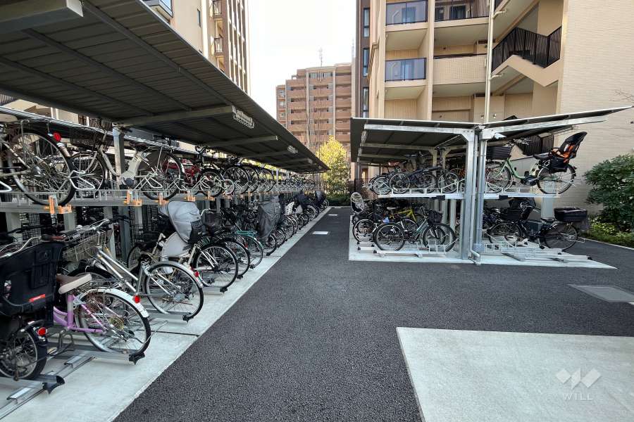 駐輪場（屋根付き）