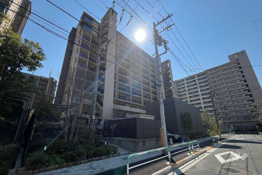 ヴェレーナグラン赤羽北フロントの外観(北東側から)