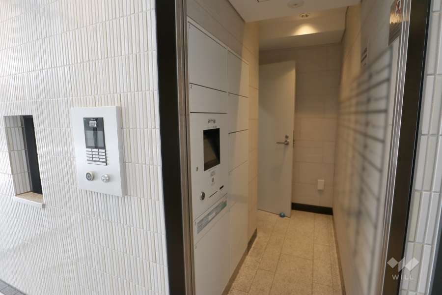 共用ポストと宅配ボックス