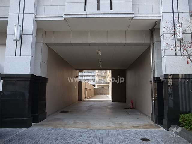 駐車場入口