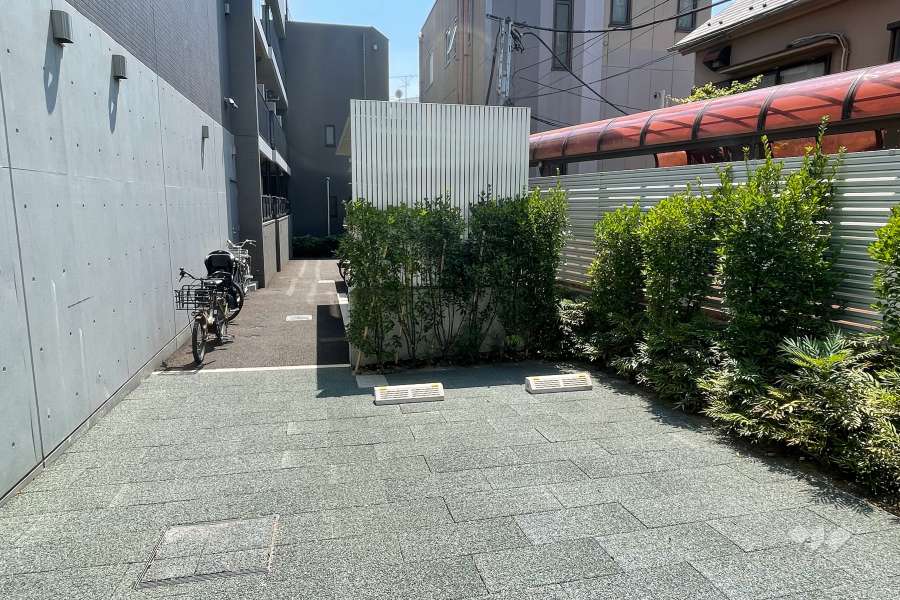 敷地内駐車場（屋外平面式）