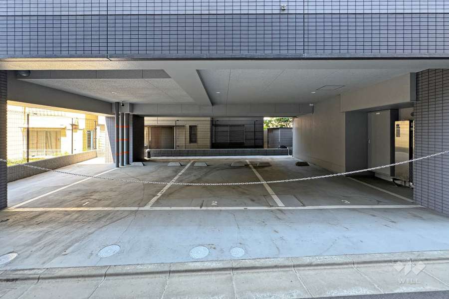 敷地内駐車場（屋内平面式）