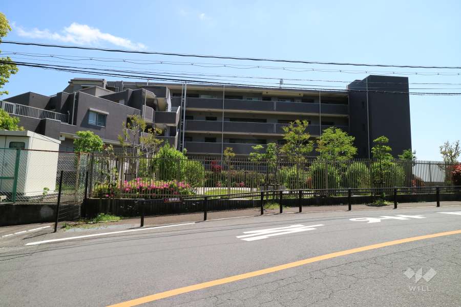 ネバーランドシエル箕面ロワイヤルの外観（北側から）