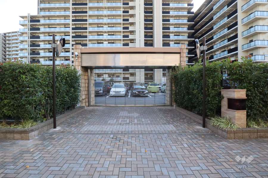 駐車場の出入り口