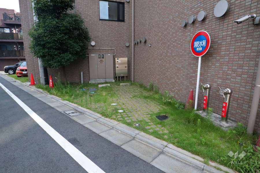 敷地内駐車場（屋外平面式）