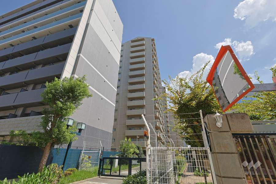 グリーンシティOSAKA1号棟の外観（南西側から）