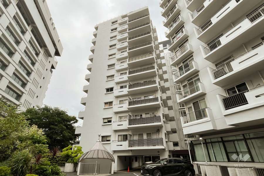 マンション雅叙苑1号棟（品川区）の外観（北東側から）