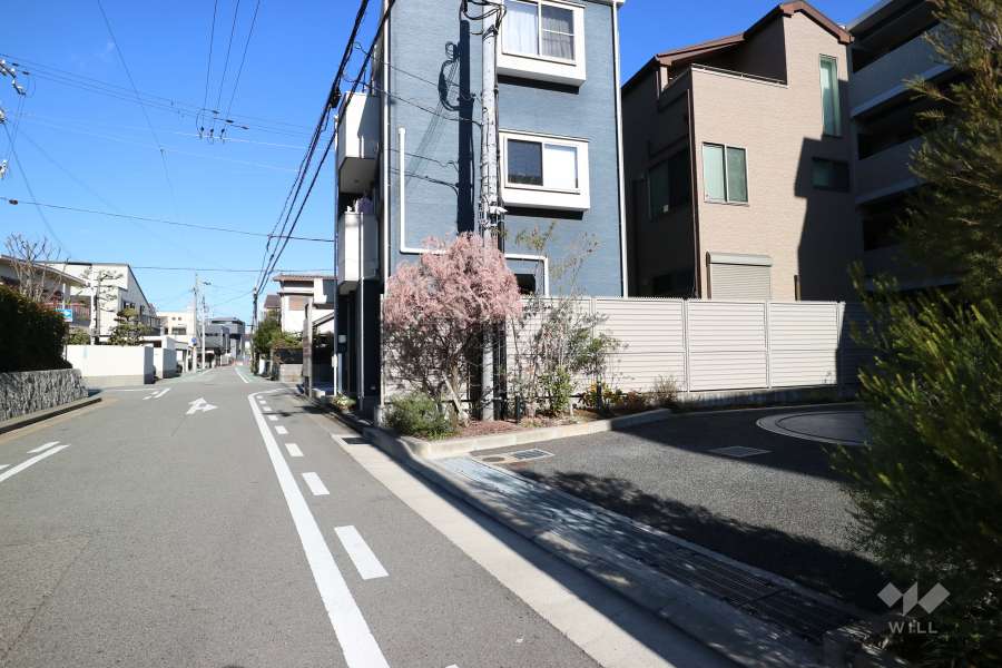 駐車場の出入口