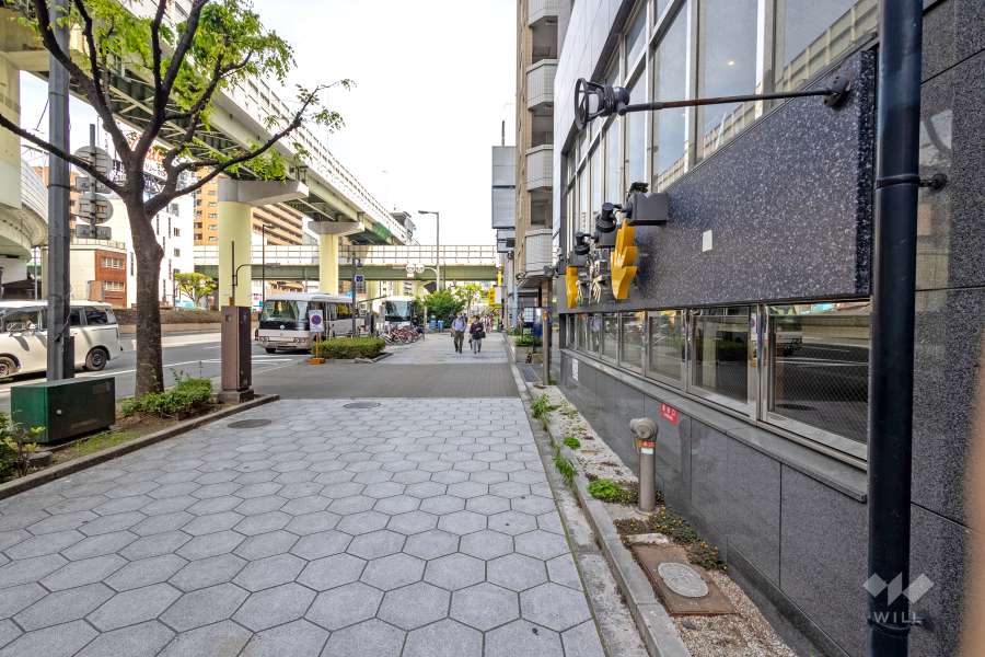 敷地の北側前面道路