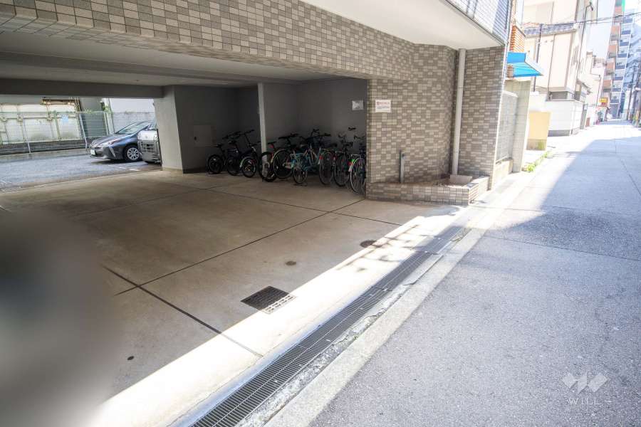 駐車場の出入り口