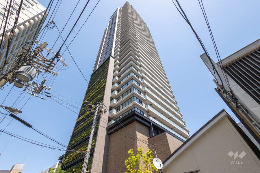グランドメゾン上町1丁目タワーの外観（南西側から）