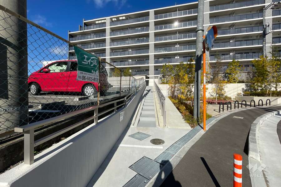 駐輪場の出入口