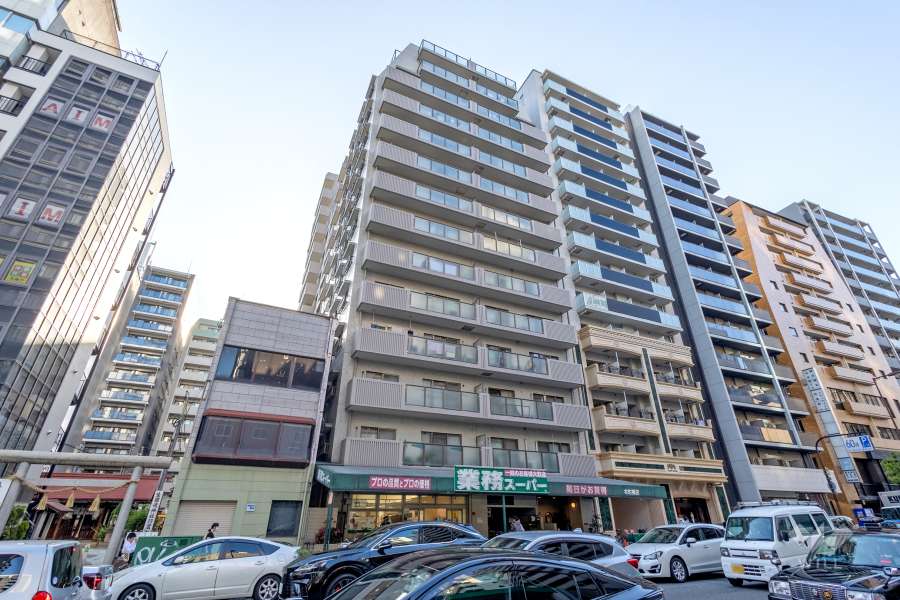 ストークマンション内本町の外観（南東側から）