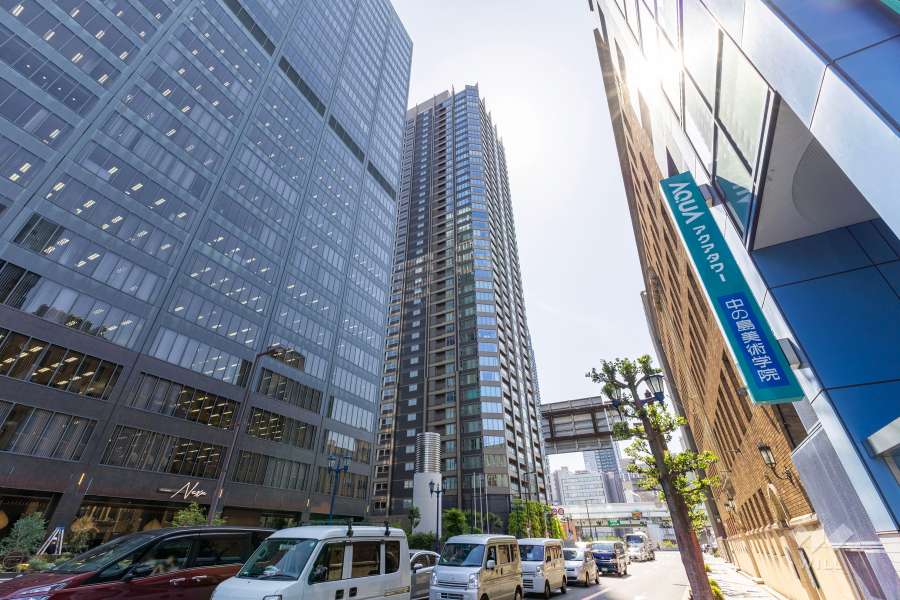 パークタワー北浜の外観（北東側から）
