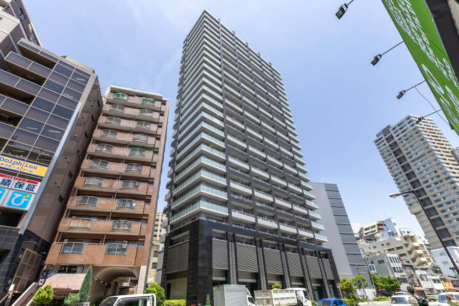 エスリード長堀タワーの外観（南西側から）