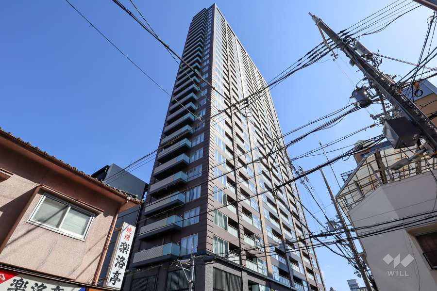 シエリアタワーなんばの外観（南西側から）