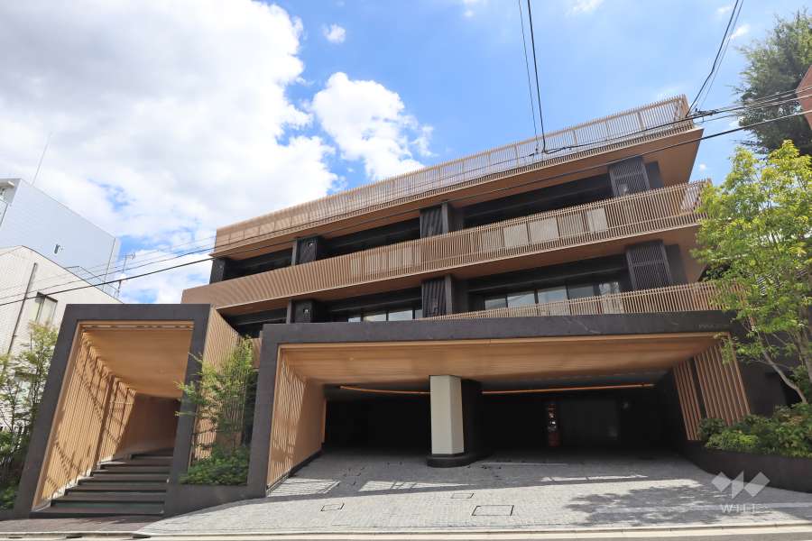 ザ・パークハウスグラン神山町の外観(北西側から)