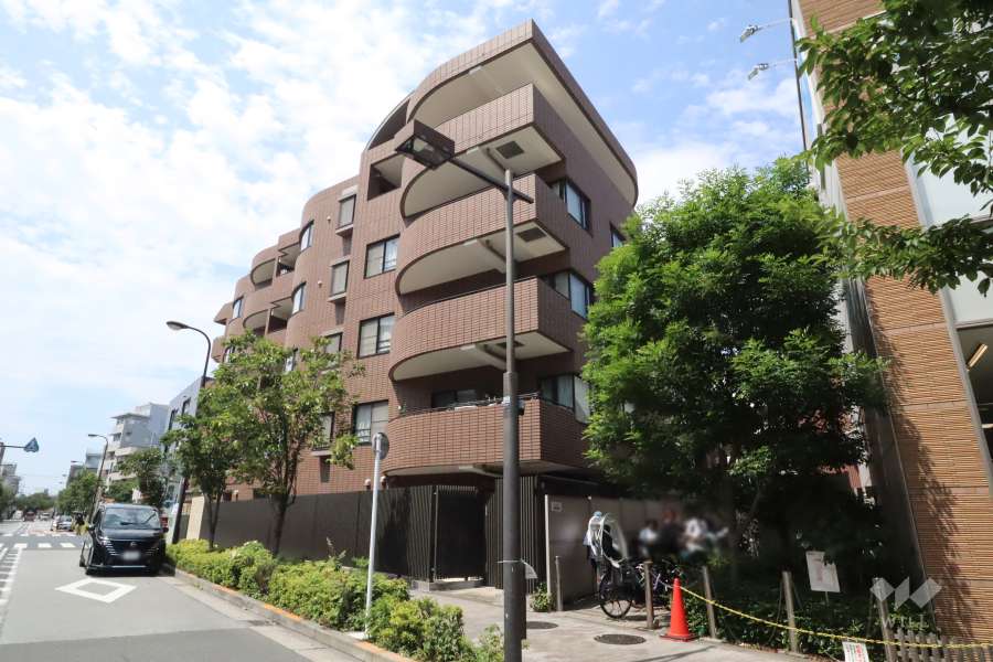 リノマークス目黒本町の外観(南側から)