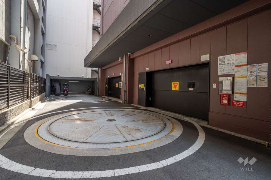 駐車場の出入り口