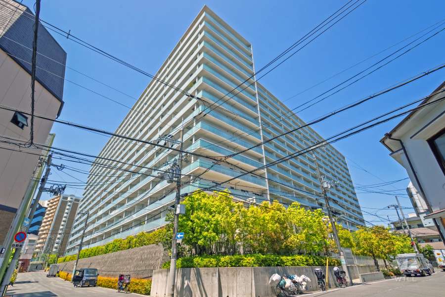 ファインシティ大阪城公園の外観（南東側から）