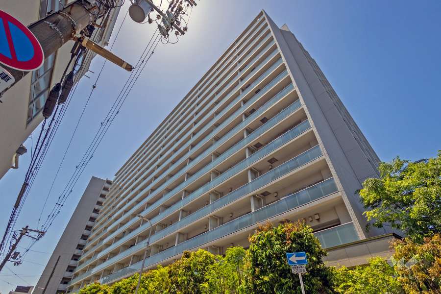 ファインシティ大阪城公園の外観（北東側から）