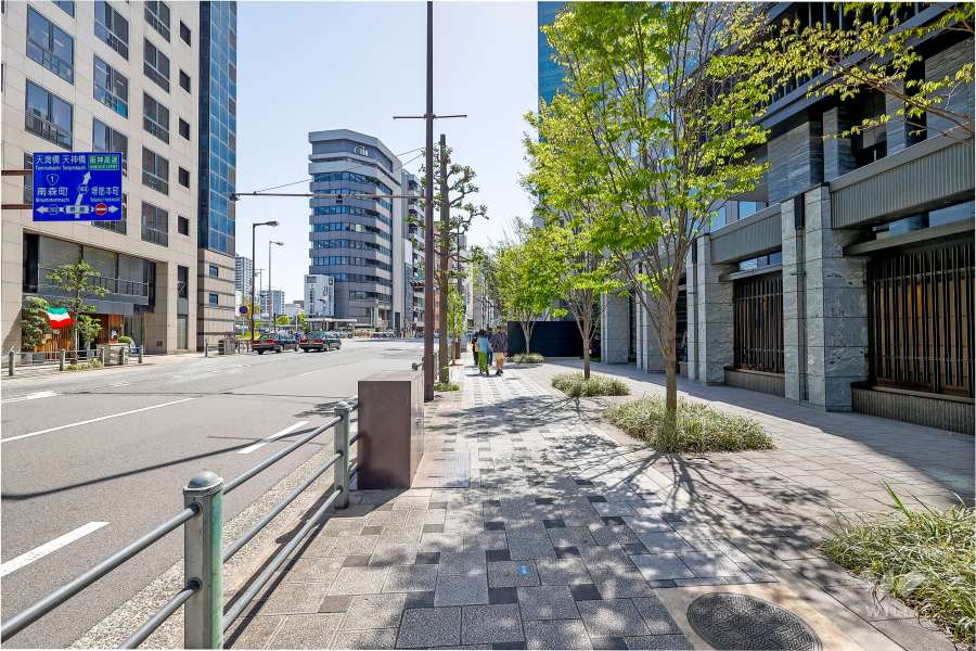 敷地の北側前面道路