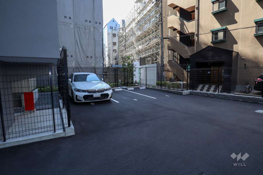 敷地内駐車場（屋外平面式）