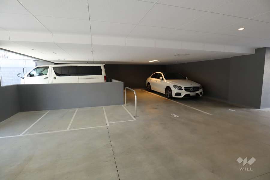 敷地内駐車場（屋内平面式）