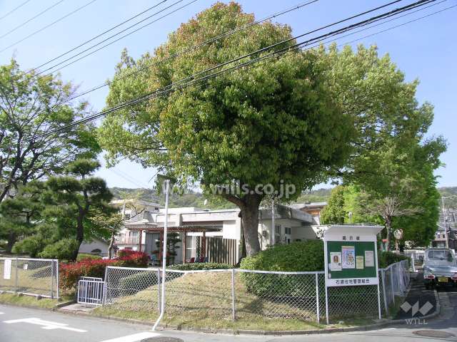 管理棟の周りも公園です