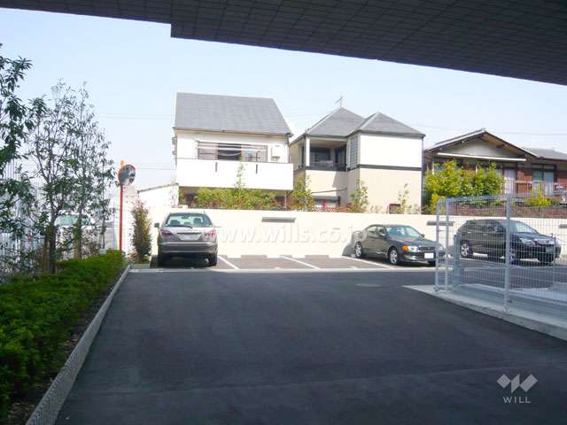 敷地内駐車場