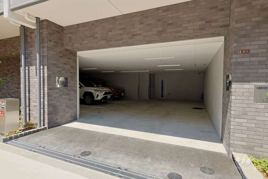敷地内駐車場（屋内平面式）